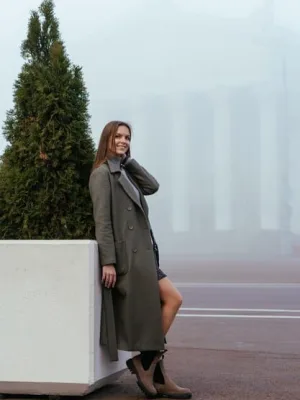 From Day to Night: Outfit Transformation in the US - Cover Image