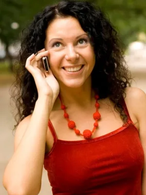 The Power of Color: Choosing Clothes That Flatter Your Skin Tone in the US - Cover Image