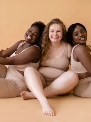 How to Choose the Best Undergarments for Comfort & Style in the US - Cover Image