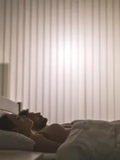The Ultimate Guide: Choosing the Perfect Mattress for Sleep - Cover Image