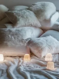 The Ultimate Guide to Choosing the Right Mattress for a Good Night's Sleep - Cover Image