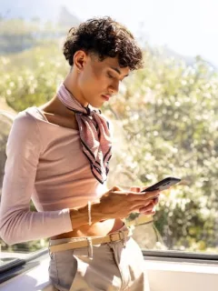 US Shopper's Guide: Identifying Quality Clothing Materials Online in 2025 - Cover Image